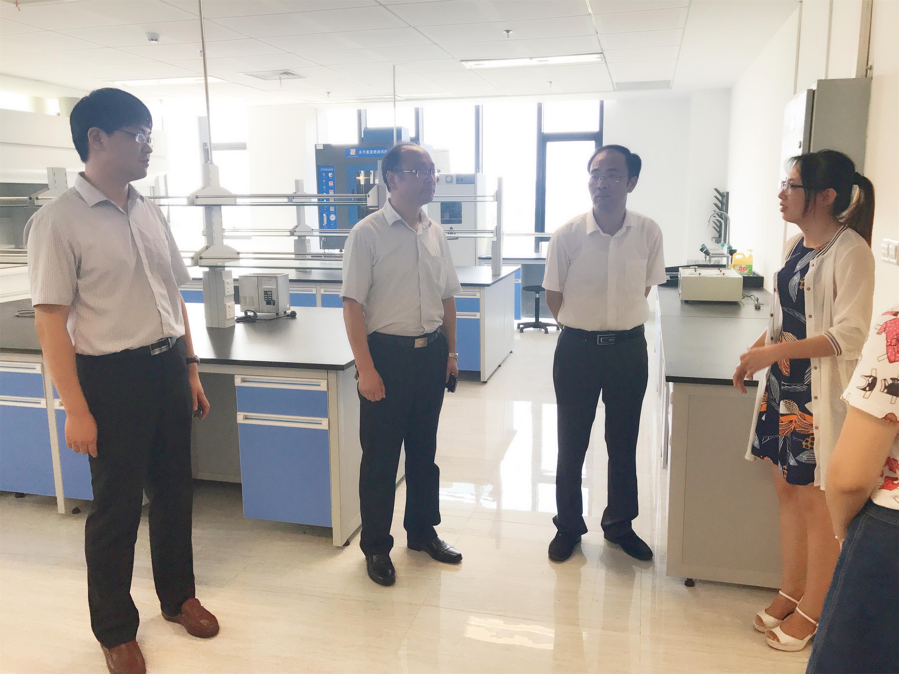 南通通州区领导到我院进行安全生产检查