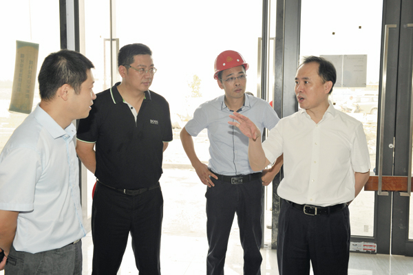 南通通州区领导调研雷速体育 高新区新址